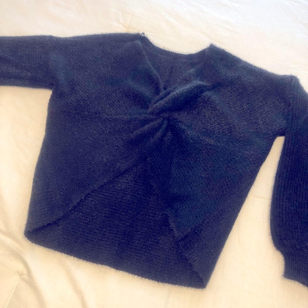 Double Zero, Cropped, Twist Back sweater, Small